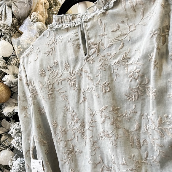 Zara embroidered ruffle top - Picture 6 of 7